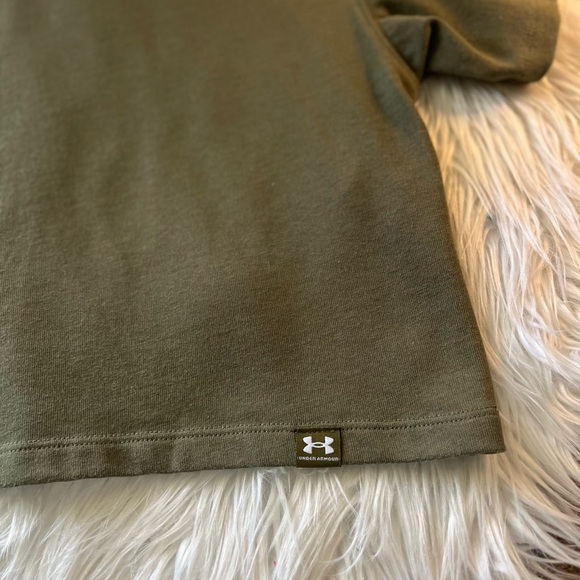 Under Armour loose fitting crop top - Picture 7 of 13